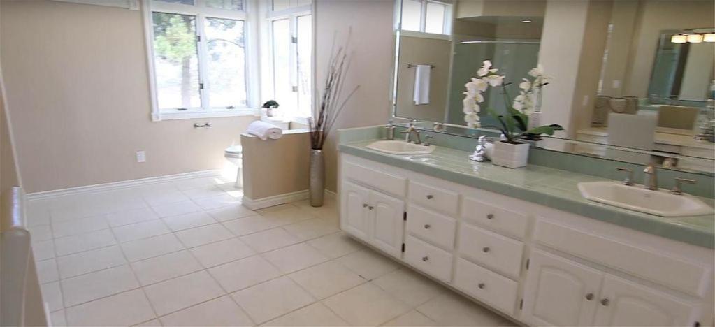 Mansion On The Hill Let 4 Rooms, 5Th Cost Extra Sage Экстерьер фото
